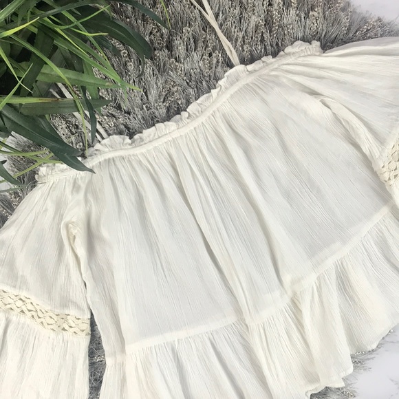 Zara | Off the Shoulder White Top - Picture 2 of 7